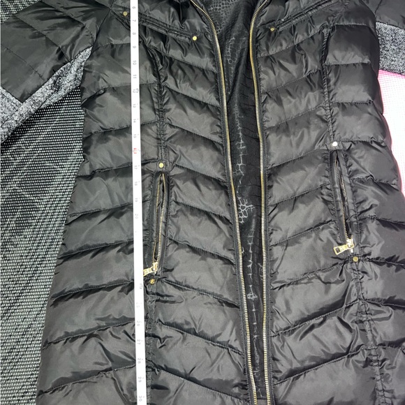 Sam Edelman Hooded Faux Fur Puffer above Knee Length - Picture 4 of 6